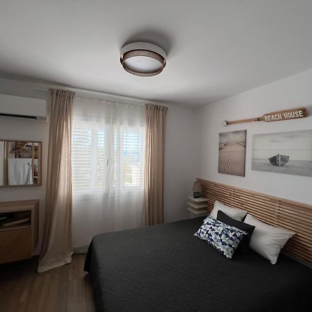 Modern Seaview Townhouse In Coral Bay (Adults Only) Lägenhet Pégeia Exteriör bild