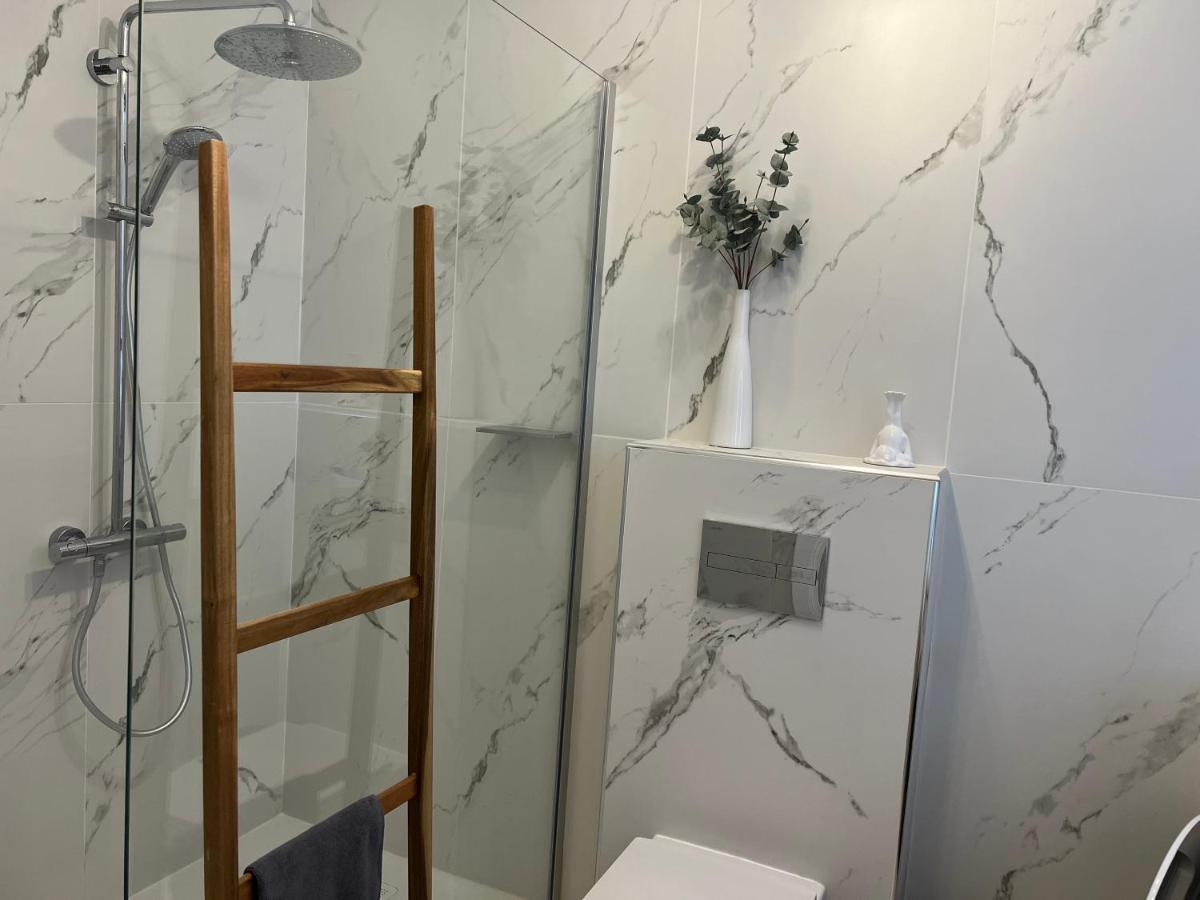 Modern Seaview Townhouse In Coral Bay (Adults Only) Lägenhet Pégeia Exteriör bild