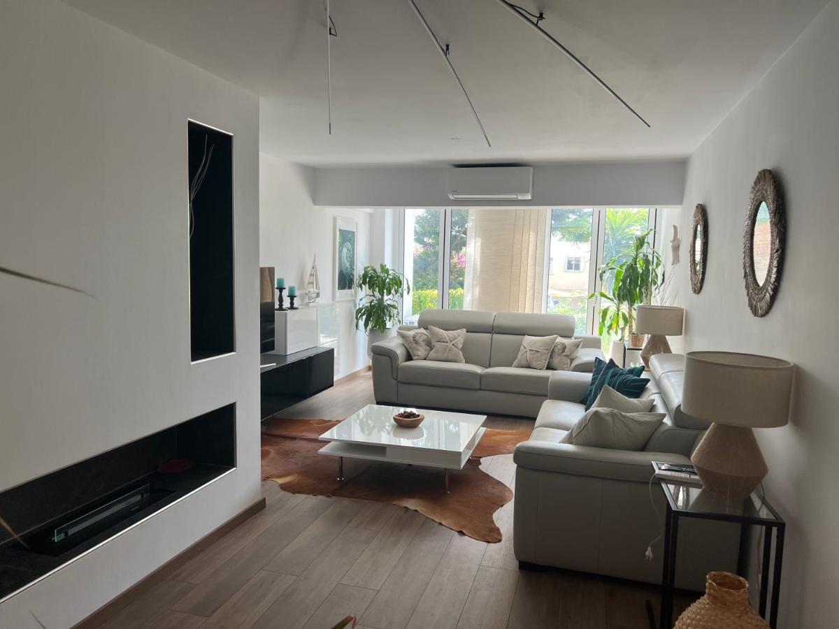 Modern Seaview Townhouse In Coral Bay (Adults Only) Lägenhet Pégeia Exteriör bild